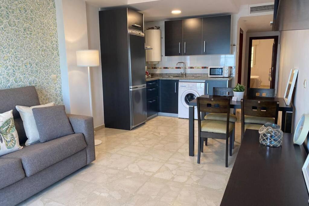 Maravilloso Apartamento En Primera Linea De Playa Con Vistas Al Mar En Caleta De Velez 2 D Dış mekan fotoğraf
